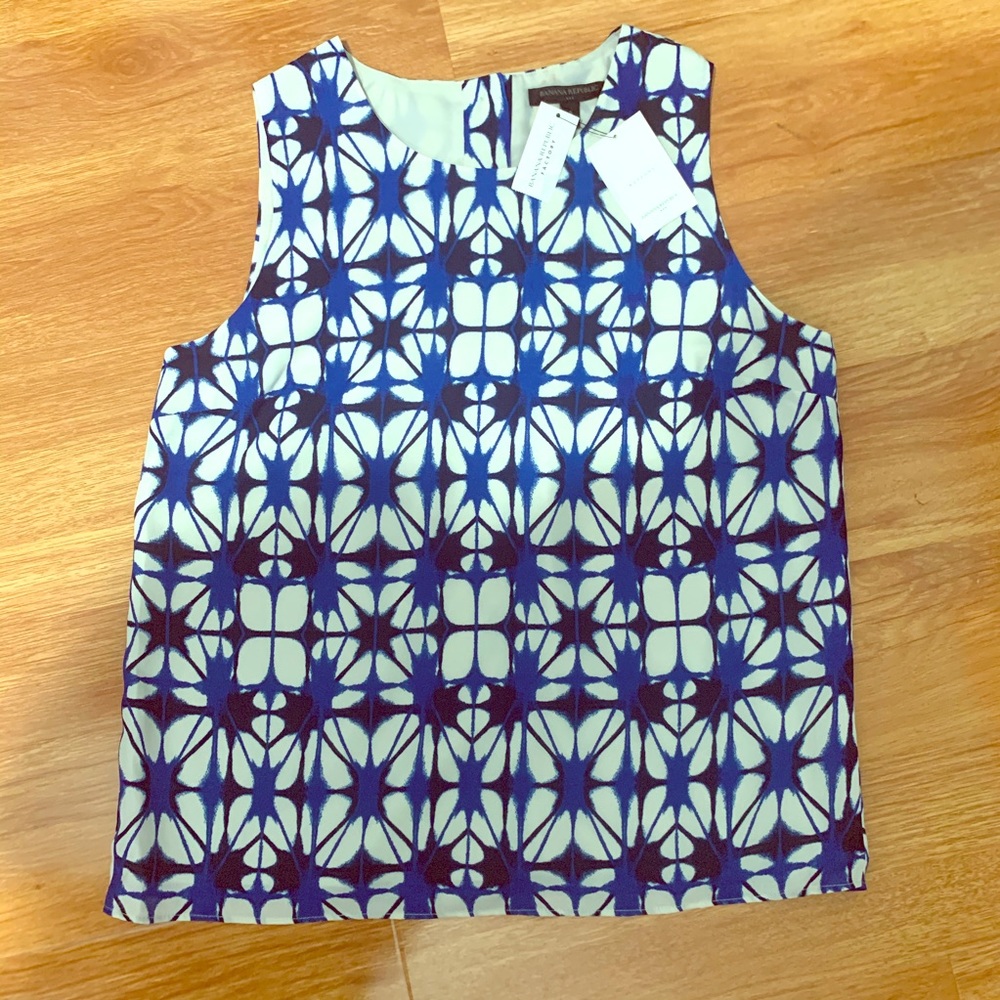 Banana republic sleeveless top
